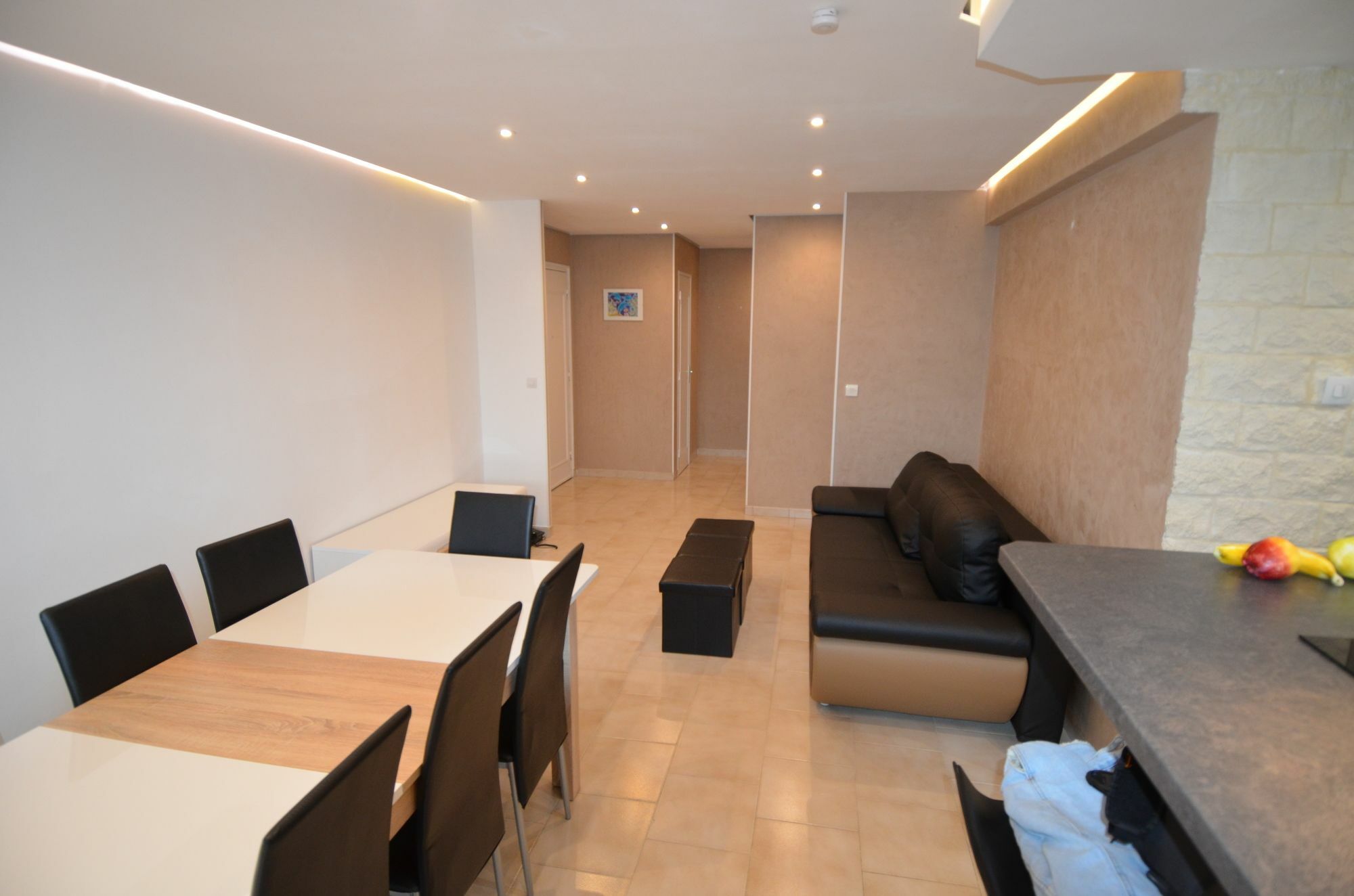 Appartement Rooftop 8 Personnes Grande Terrasse Avec Parking Quartier Aeroport Nisa Exterior foto
