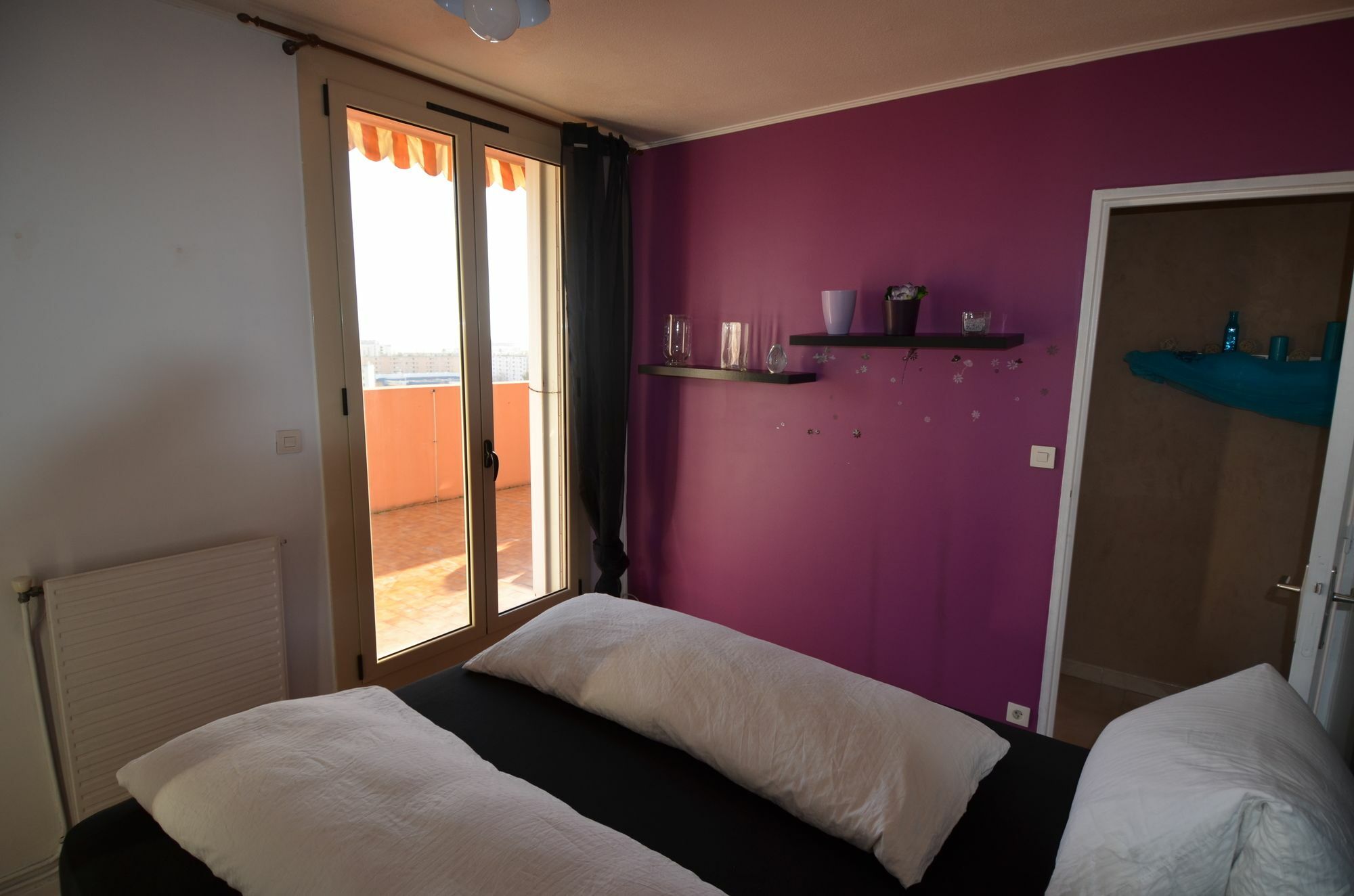 Appartement Rooftop 8 Personnes Grande Terrasse Avec Parking Quartier Aeroport Nisa Exterior foto